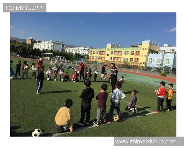 连线消除足球明星的趣味挑战游戏，带你体验足球世界的精彩与乐趣