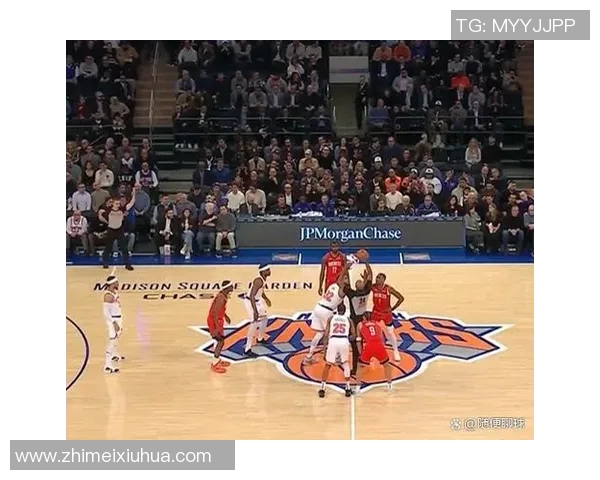 尼克斯与热火季后赛激战回顾球迷热情高涨的经典对决 尼克斯与热火季后赛激战回顾球迷热情高涨的经典对决